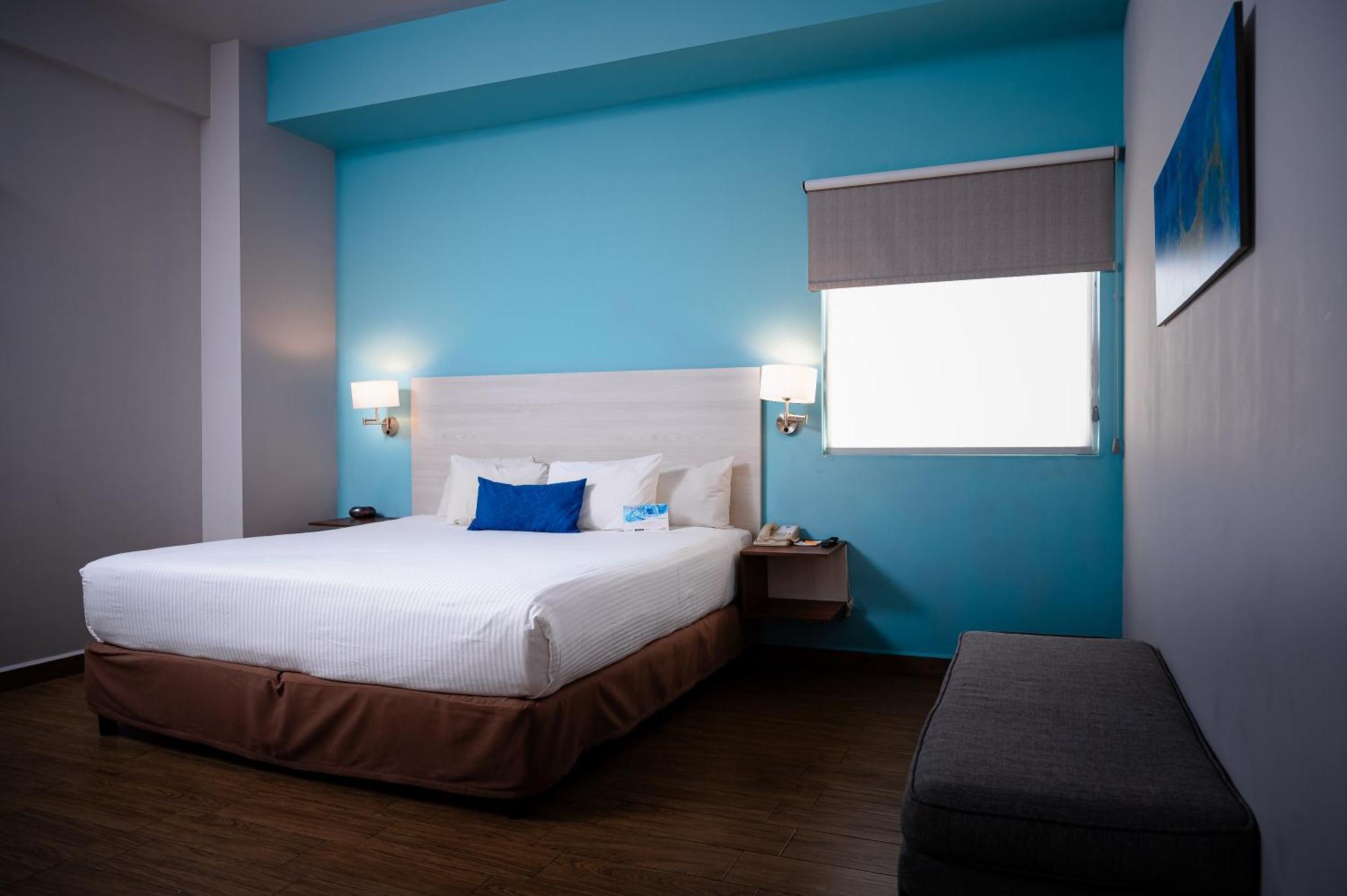 Comfort Inn & Suites Los Cabos Cabo San Lucas Exterior photo